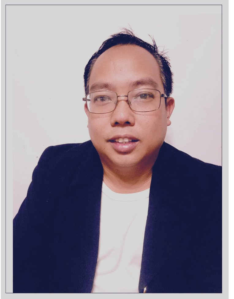 Antonio Manuel O. headshot