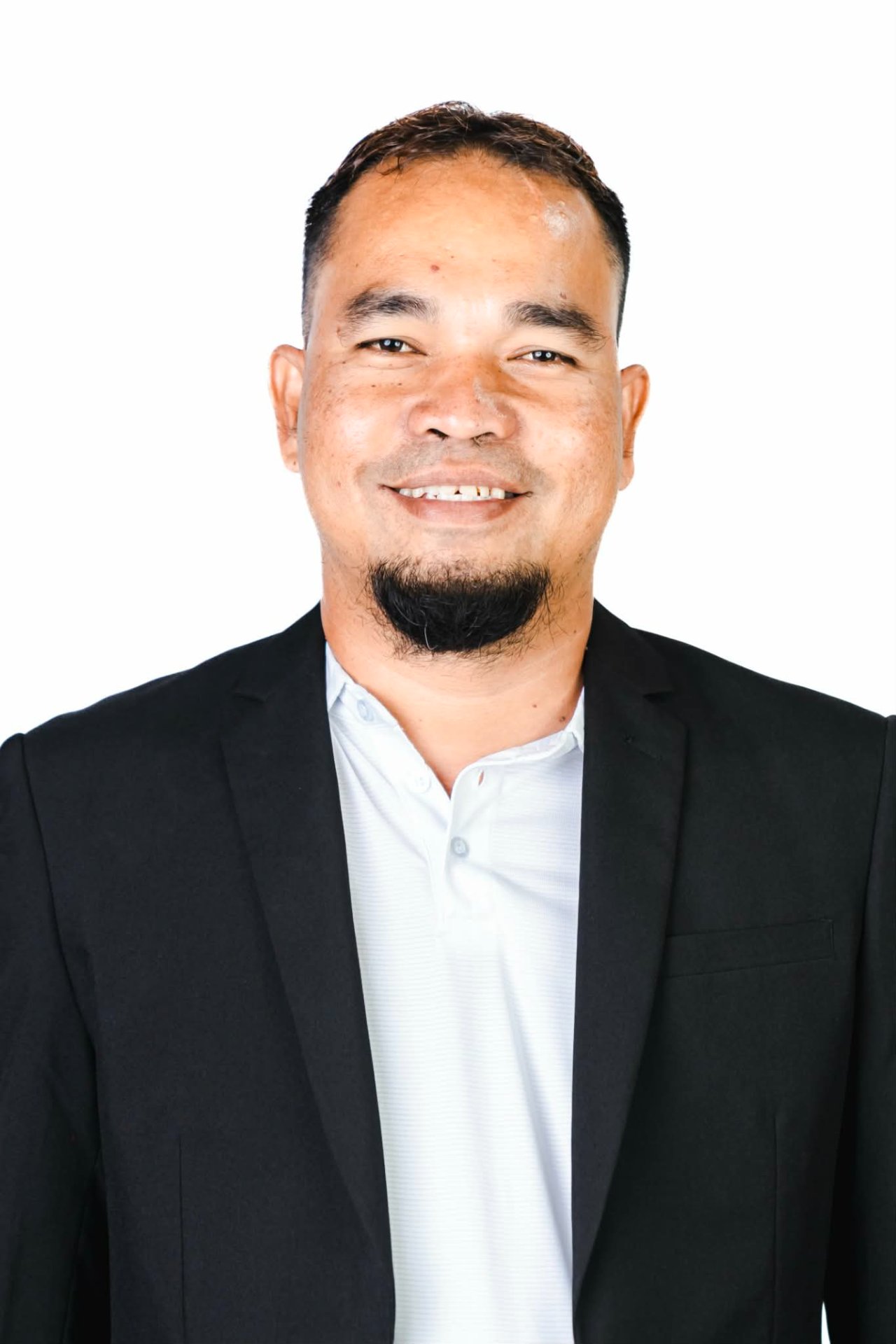 Geopeter M. headshot